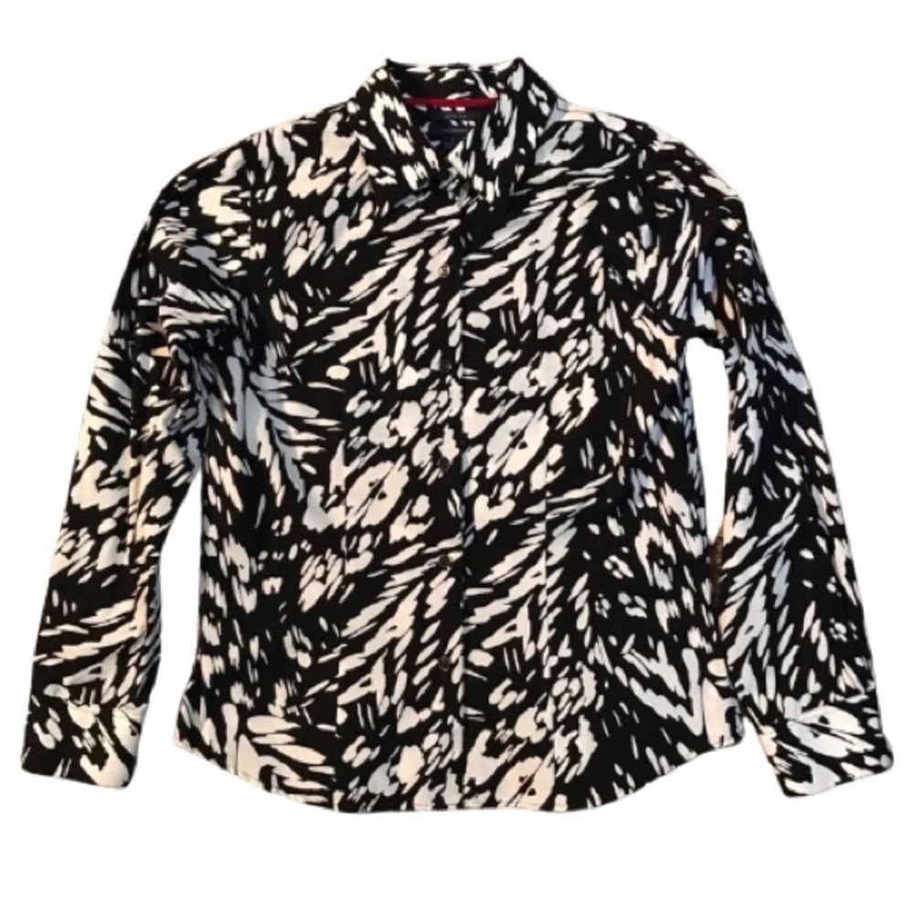 Westbound long-sleeved button-down shirt blouse